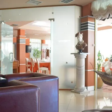 Hotel Dyrrah 4*