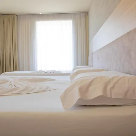 Hotel Dyrrah 4*