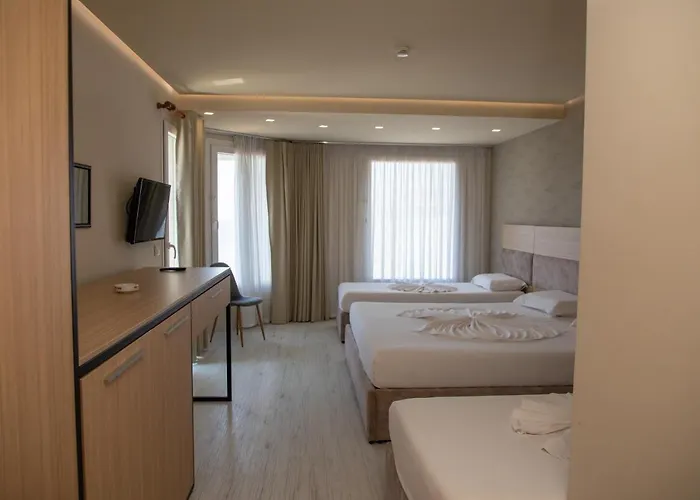 迪拉酒店 4* Durrës